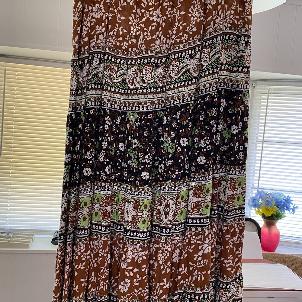Brown Floral Midi Skirt - Brown White Lime Black - Multiple Patterns - sz 18/20W